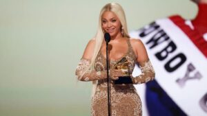 Tiktok Lip Reader Spills The Tea On What Beyoncé Said To Jay-Z, Blue Ivy and Taylor Swift After Grammy Win