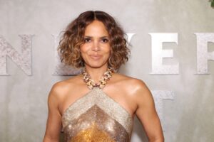 You Won’t Believe The Dangerous Thing Halle Berry Did to Prepare for ‘Jungle Fever’