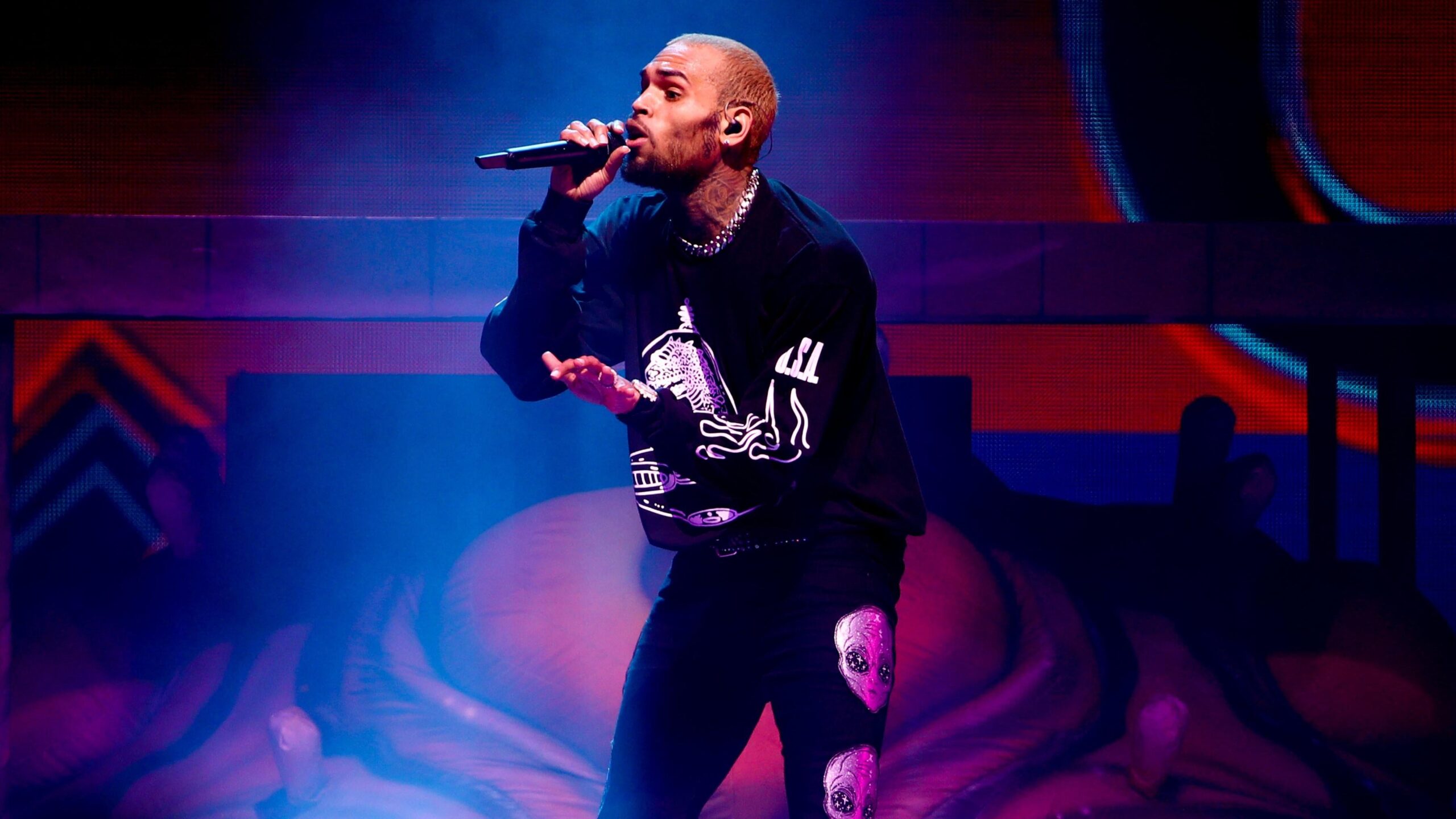 Chris Brown performs at Staples Center on October 11, 2019 in Los Angeles, California. Photo: Getty Images Rich Fury