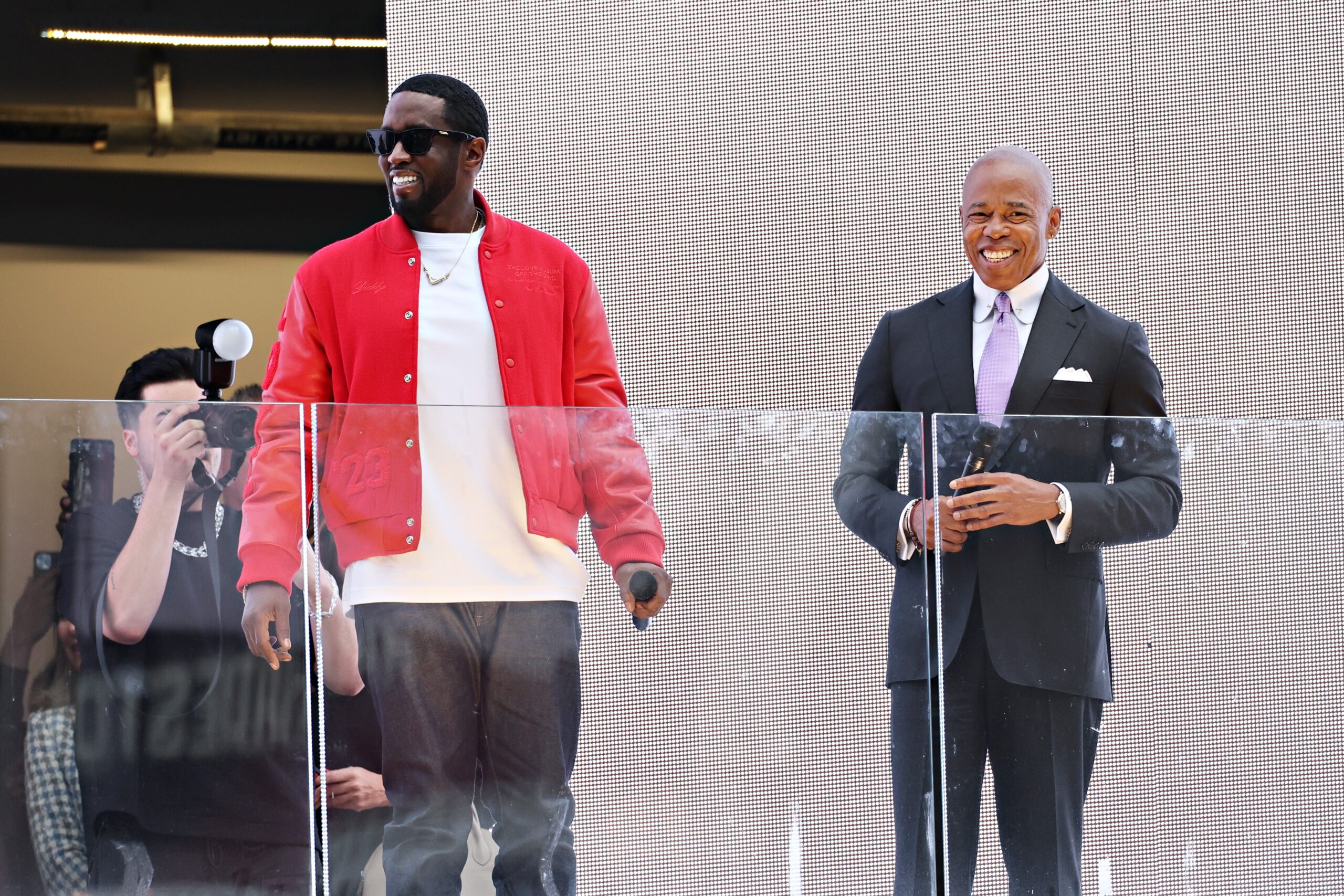 New York Mayor Eric Adams (R) presents Sean “Diddy” Combs with the keys to the city in Times Square on September 15, 2023 in New York City. Photo: Getty Images Cindy Ord
