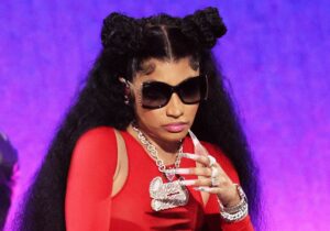 Wait, What? Did Nicki Minaj Mock the Barbz After Embarrassing Wardrobe Malfunction?