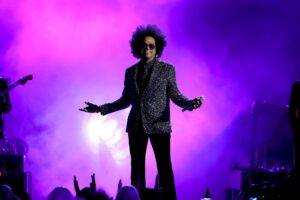 Maxwell, Jodeci Among Artists Bringing Summer to a Close With Showstopping Concerts in Los Angeles