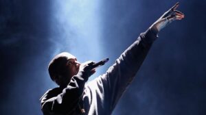 Good Riddance! Kanye West Says Bye-Bye to Instagram