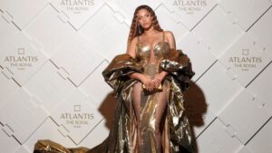 The Best Photos From Beyoncé’s Stunning Dubai Performance