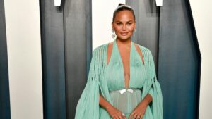Chrissy Teigen ‘Feels Lost’ After Being Away From Twitter for So Long, and ‘All of Me’ Is Trying to Figure Out Why