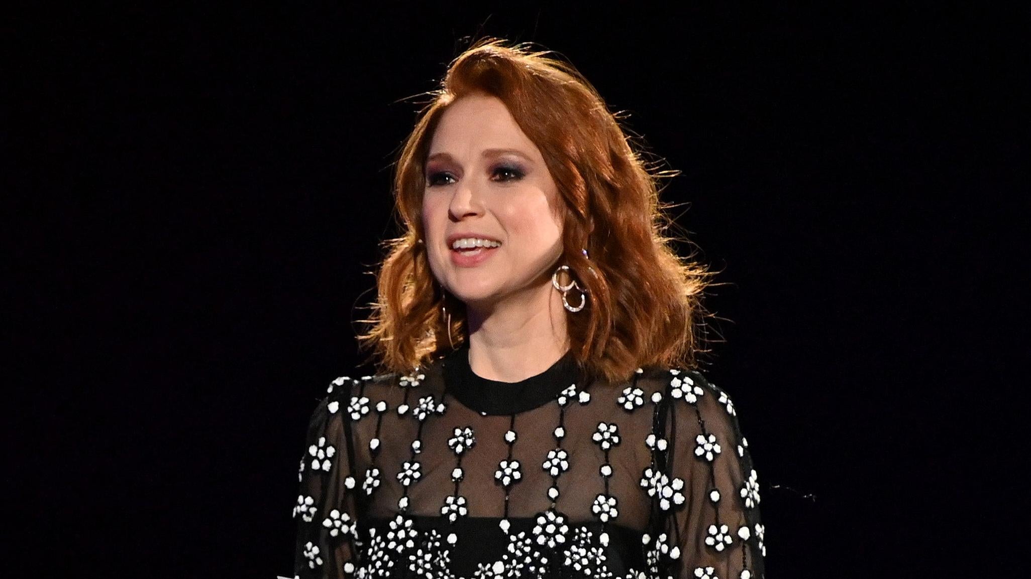 Ellie Kemper speaks onstage during the 2019 Ad Council Dinner on December 05, 2019 in New York City. Photo: Getty Images Dia Dipasupil