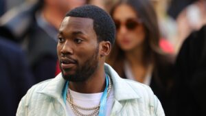 How Is Black Twitter Reacting to Meek Mill's Song Referencing Kobe Bryant? Spoiler Alert: It's 'Going Bad'