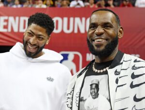 LeBron James, Isiah Thomas Among NBA Greats With Plenty to Say About the Presidential Election