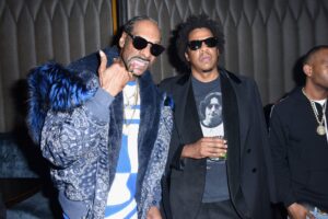 If Snoop Dogg Gets His Way, the Next Verzuz Battle We'll See Will Involve Him vs. Jay-Z