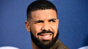 Camp Flog Gnaw Audience Gets in Their Feelings and Boos Drake Because He’s Not Frank Ocean