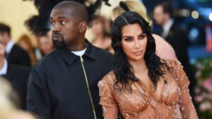 Kim Kardashian and Kanye West Announce New Baby Named … Psalm