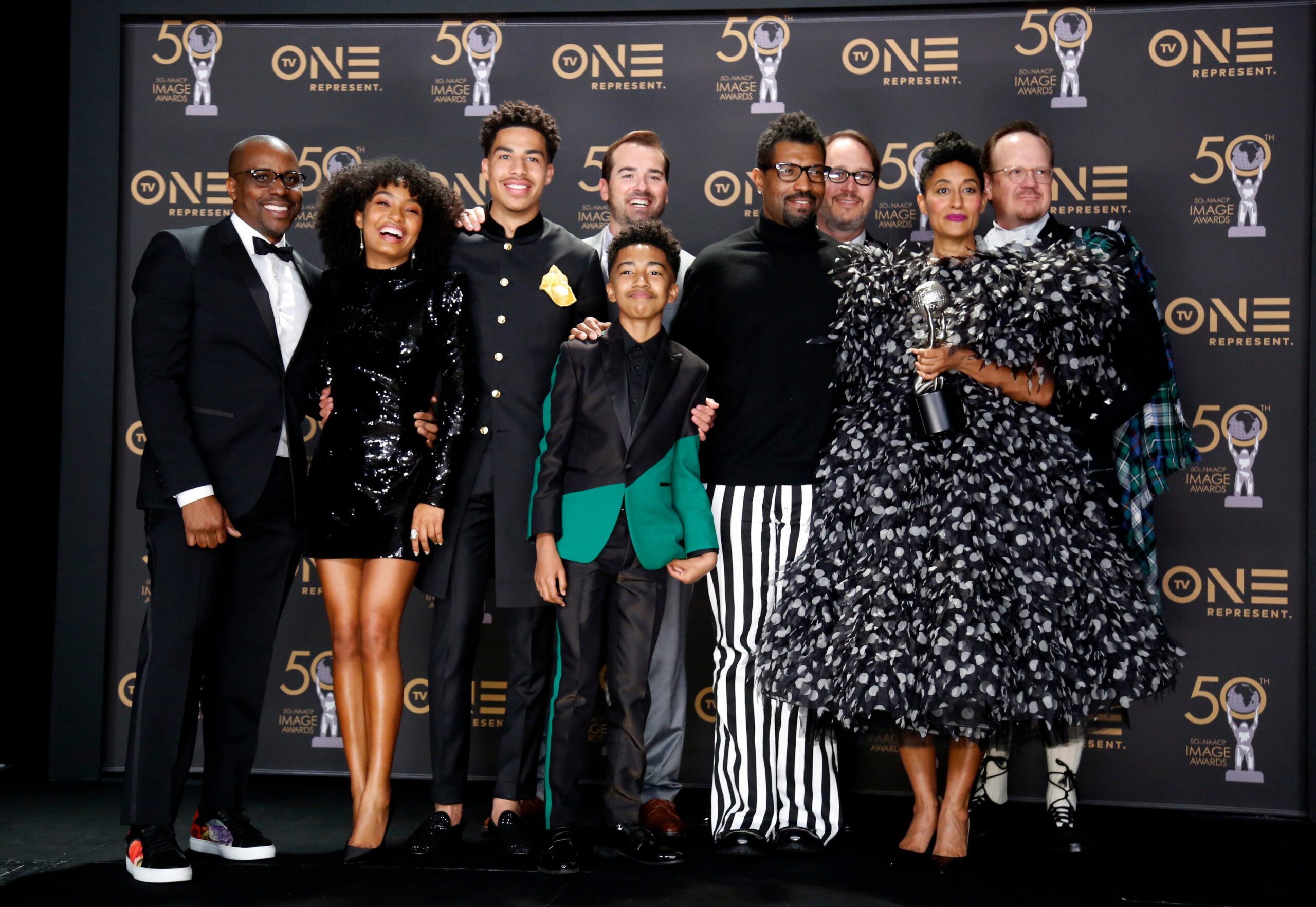 Brian Dobbins, Yara Shahidi, Marcus Scribner, Jeff Meacham, Miles Brown, Jonathan Groff, Deon Cole, Tracee Ellis Ross, and Peter Mackenzie, winners of the Outstanding Comedy Series for ‘Black-ish,’ attend the 50th NAACP Image Awards at Dolby Theatre on March 30, 2019 in Hollywood, California. Photo: Getty Images for NAACP Liliane Lathan