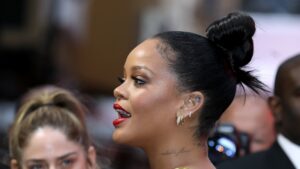 Bitch Better Have My Oysters: Rihanna Reportedly Made a Man Buy Her a New Platter After He Stole From Her Plate