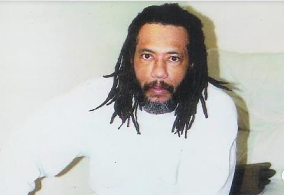 Everything You Need to Know About Larry Hoover, the Chicago Gang Leader Trump Just Granted Clemency
